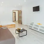 Domkolviv Apartment *